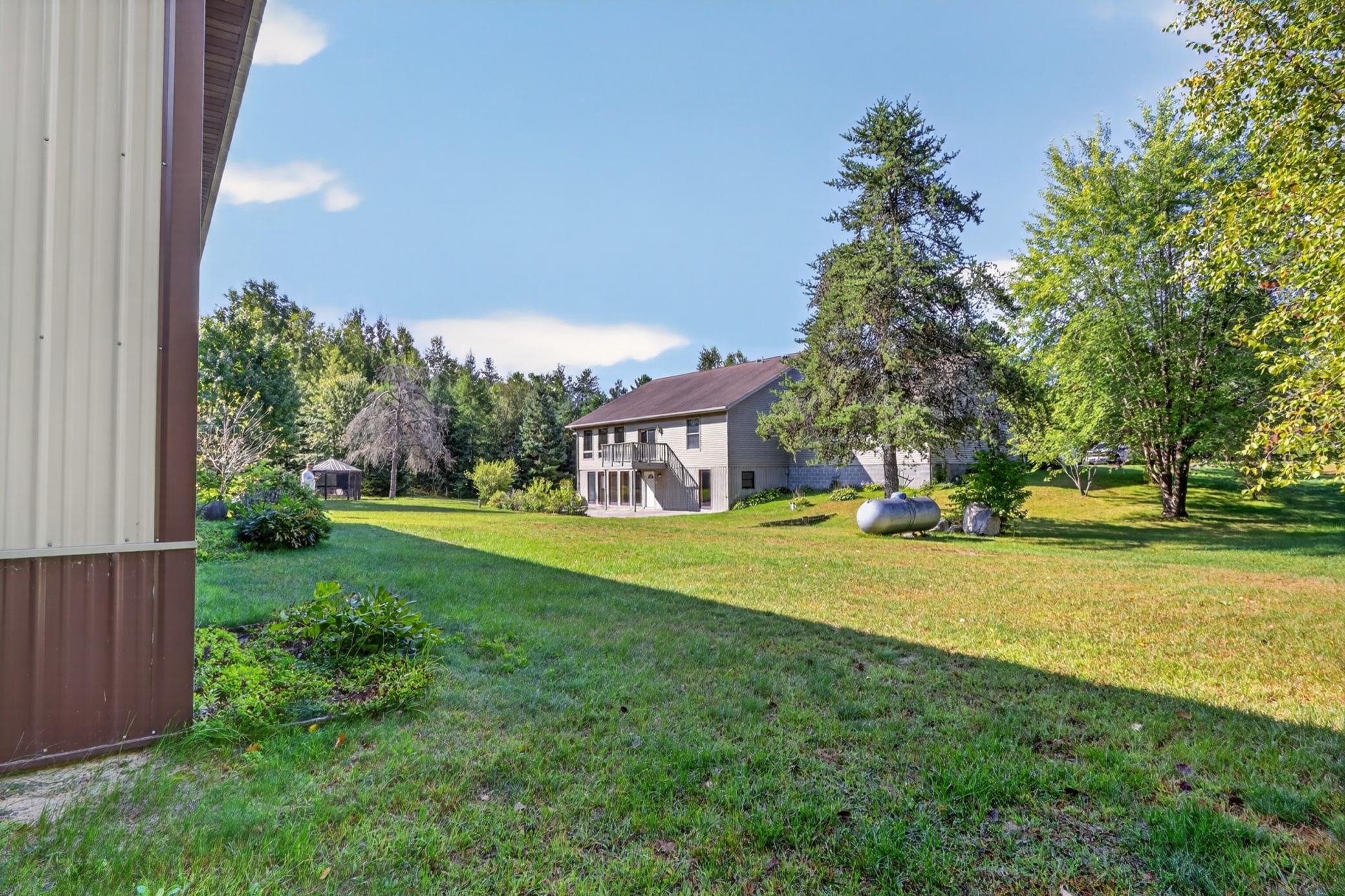 3065 River Road