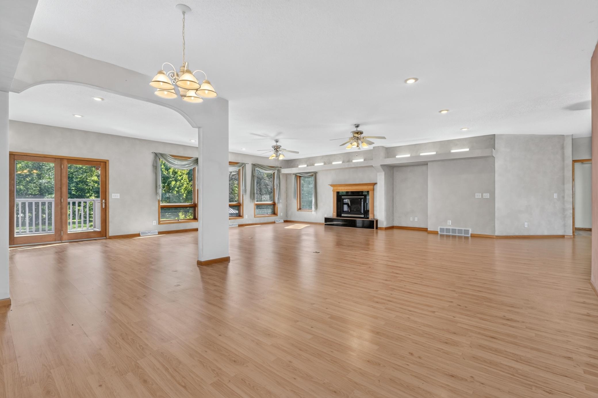 3065 River Road