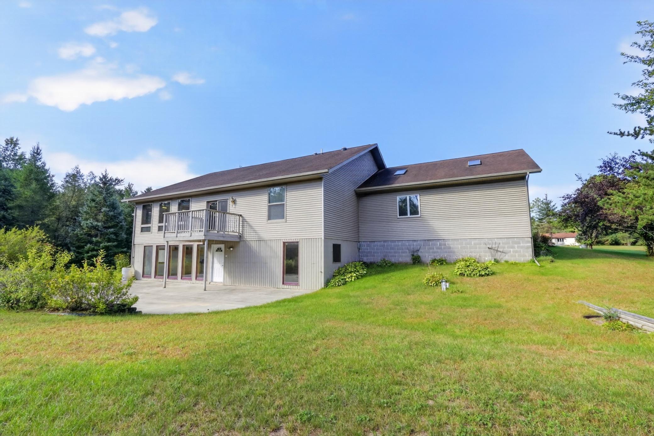 3065 River Road