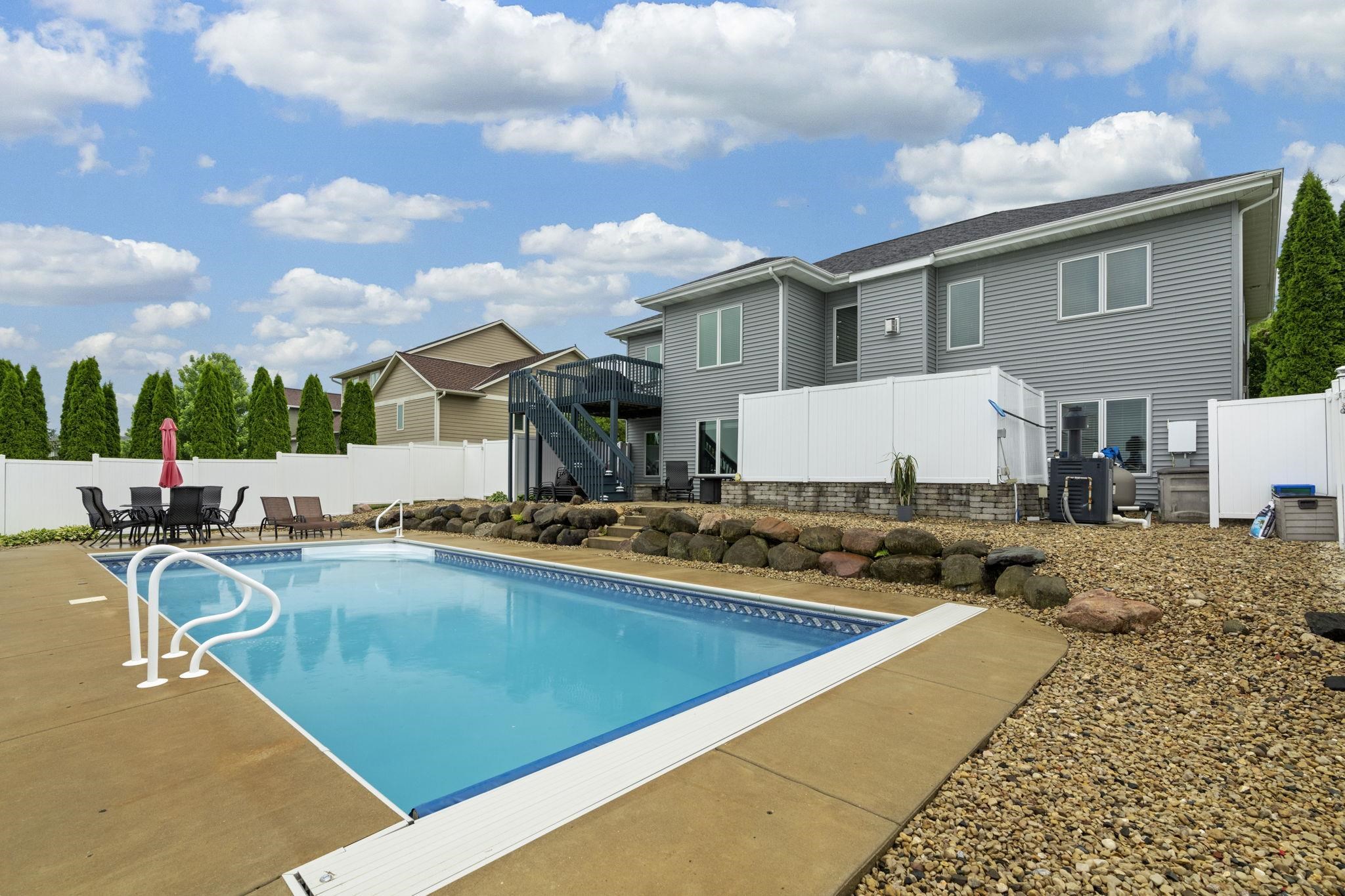 808 Sunset Drive