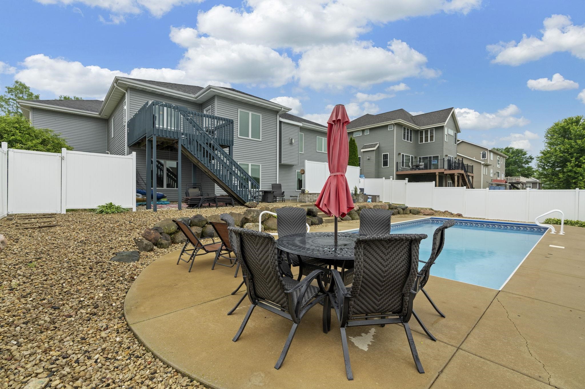 808 Sunset Drive