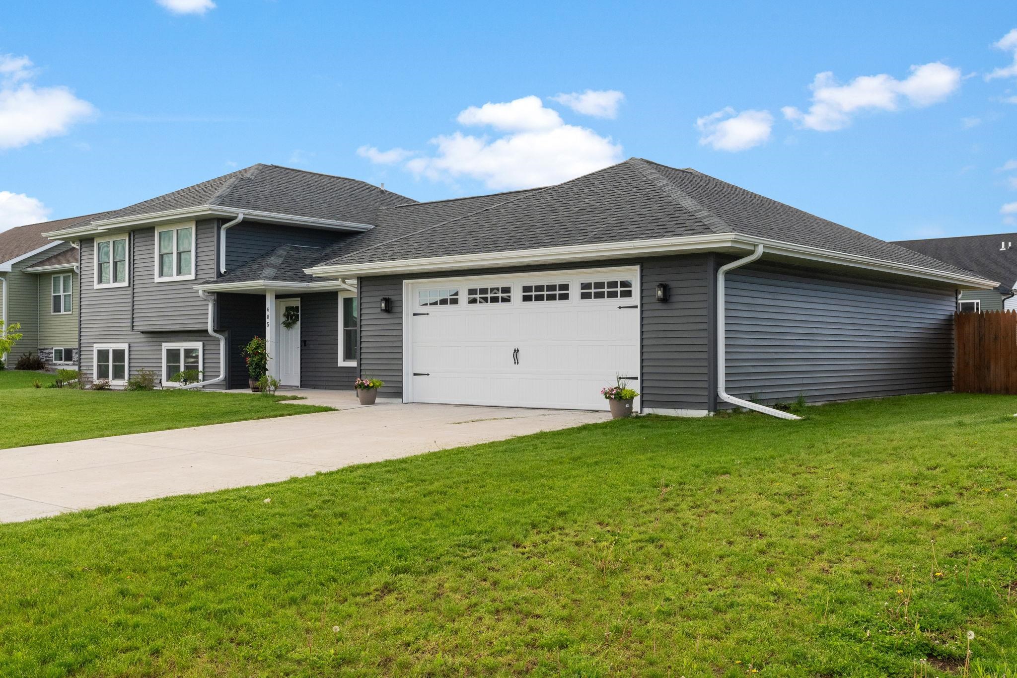 685 Prairie View Drive