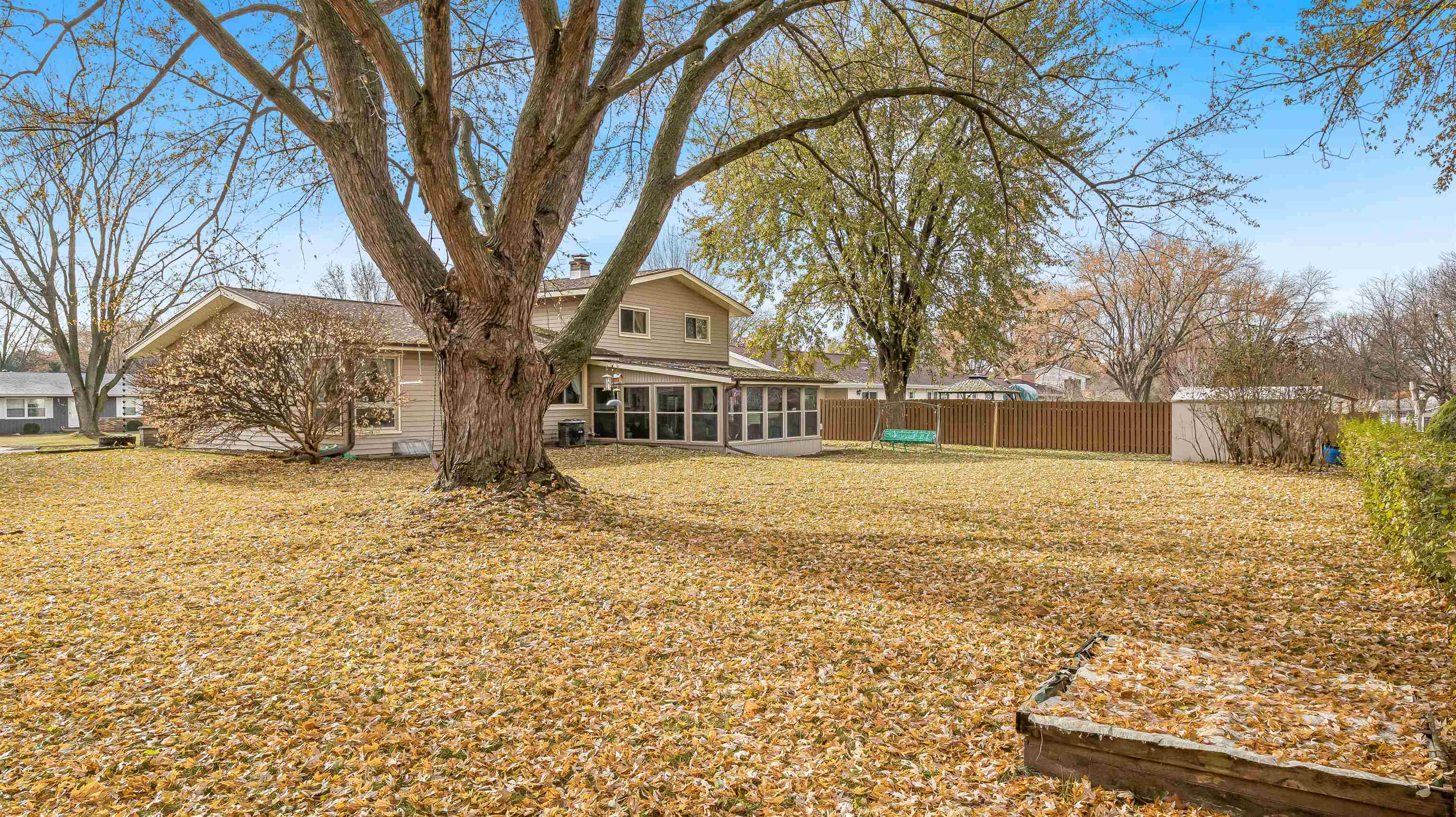 1800 Michigan Avenue