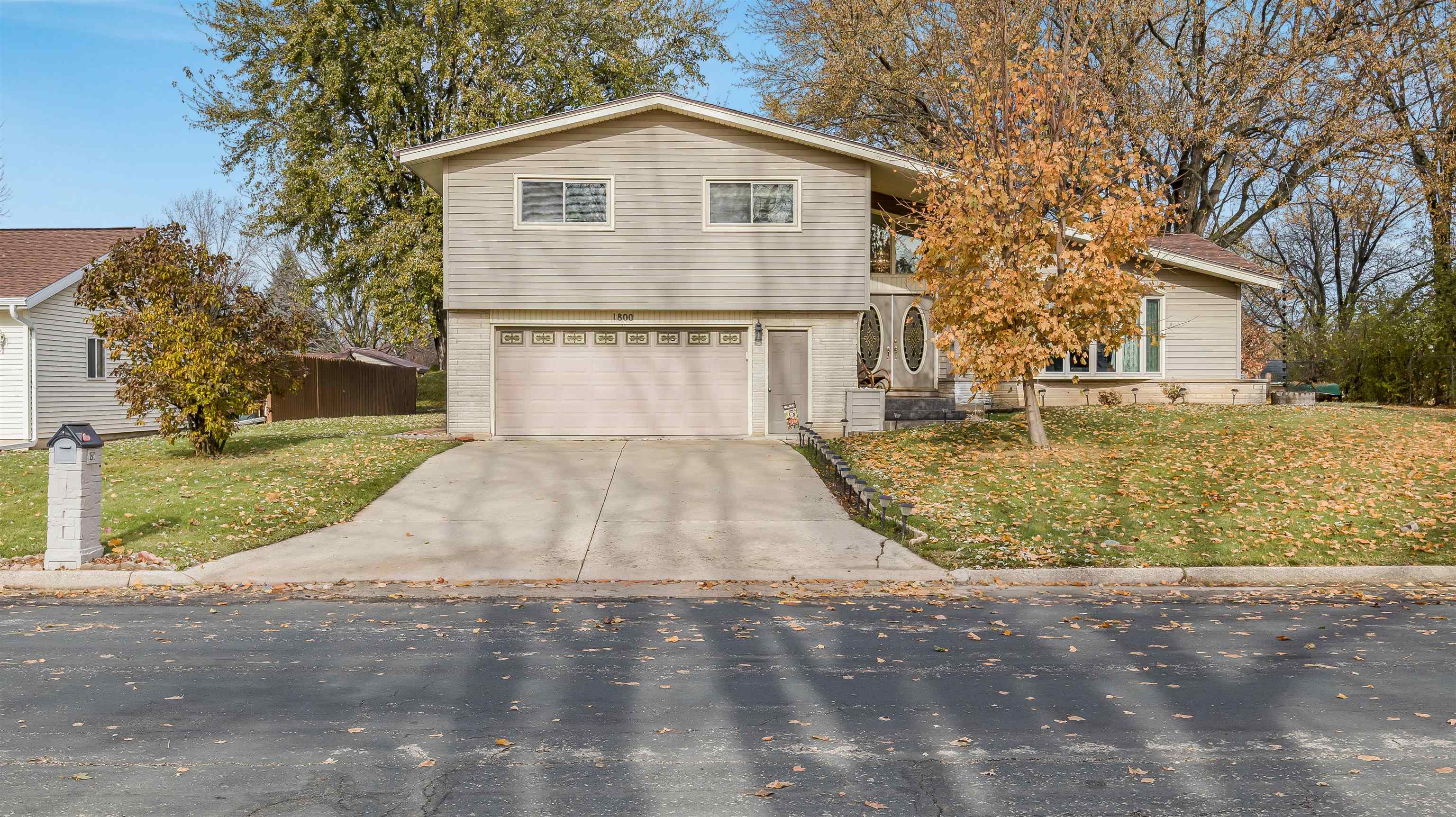 1800 Michigan Avenue