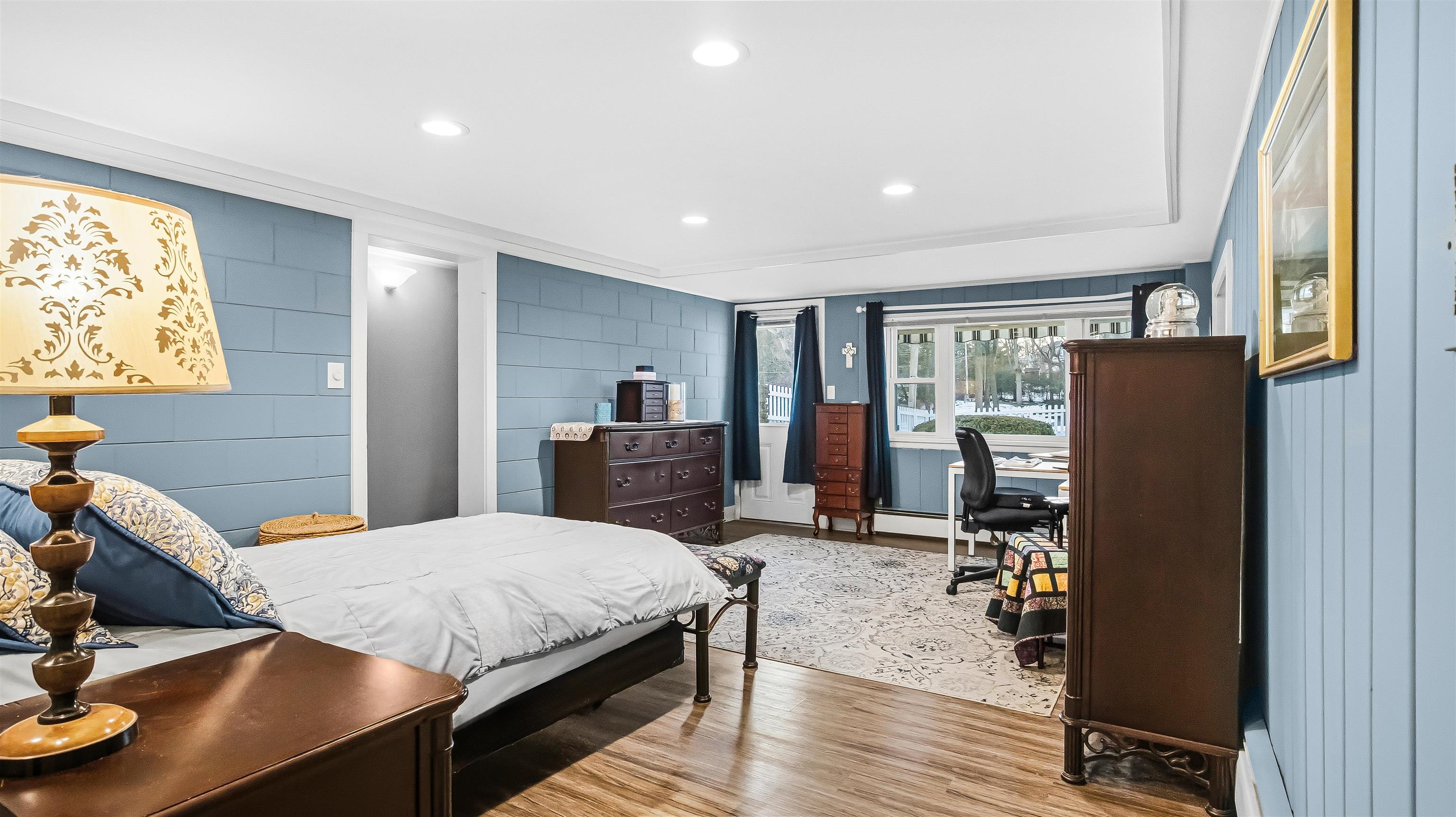 708 N Bequette Street