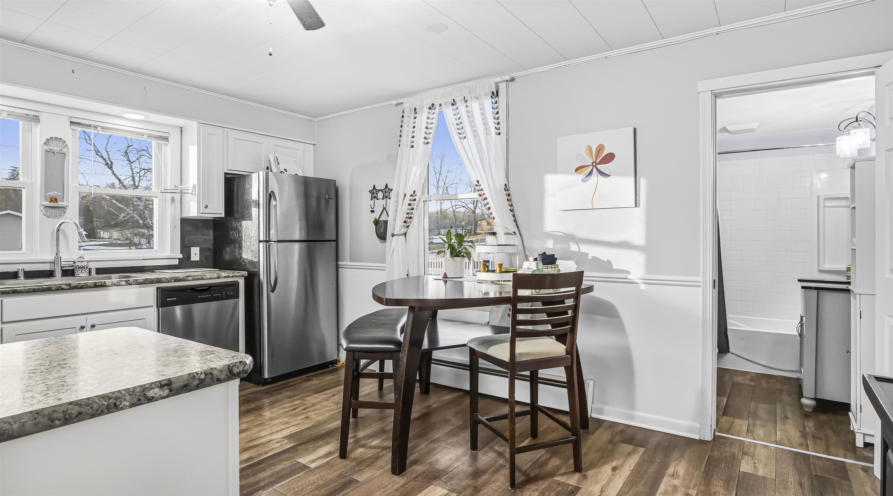 708 N Bequette Street