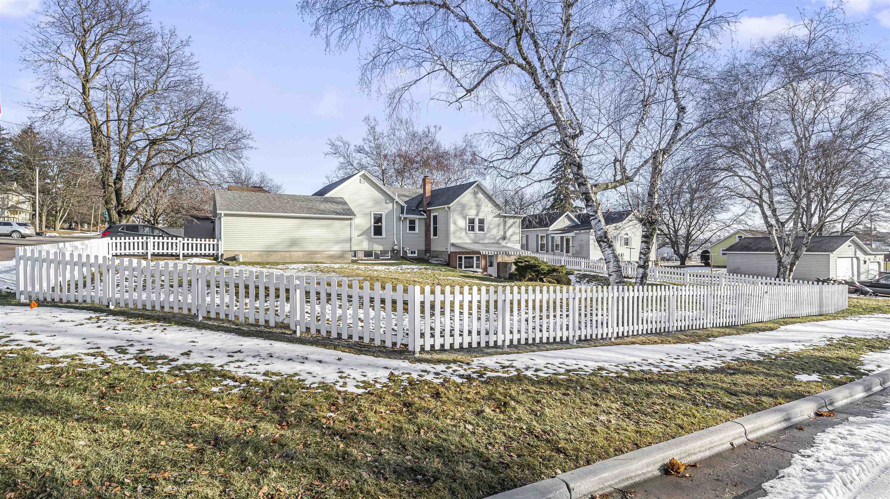 708 N Bequette Street