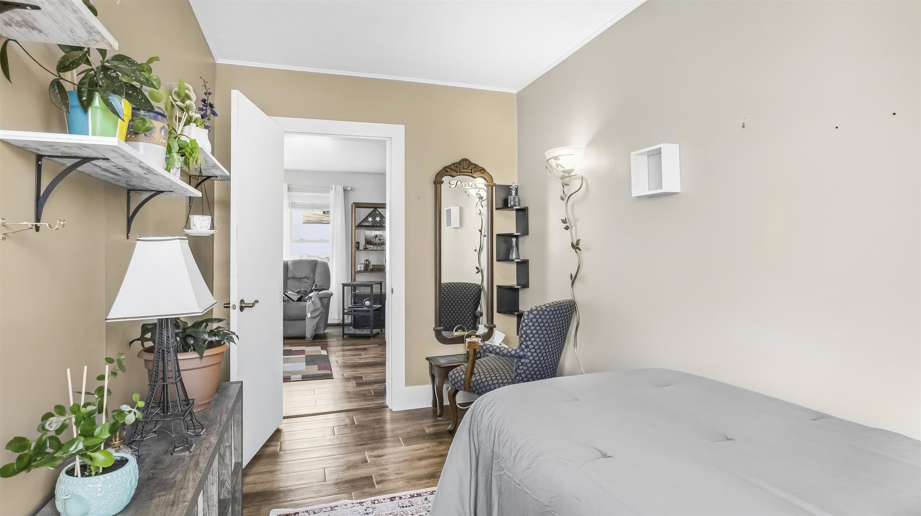 708 N Bequette Street