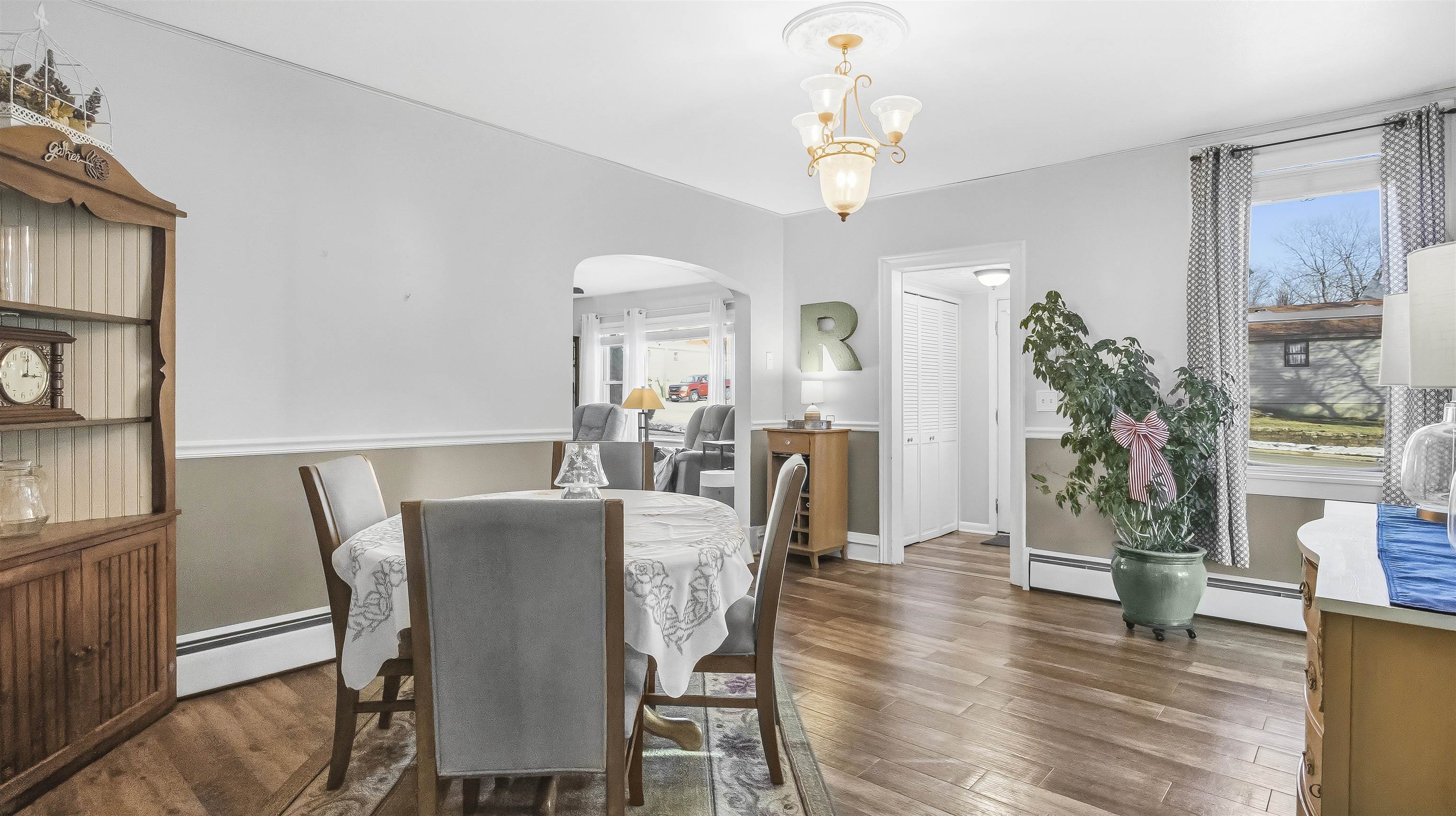 708 N Bequette Street