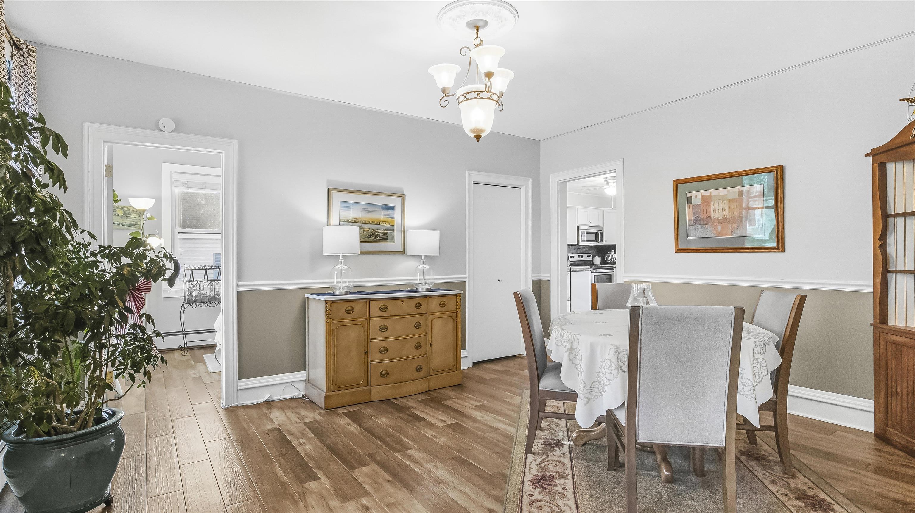 708 N Bequette Street