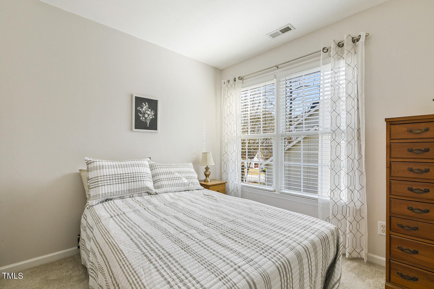 924 Glenmacie Drive Drive