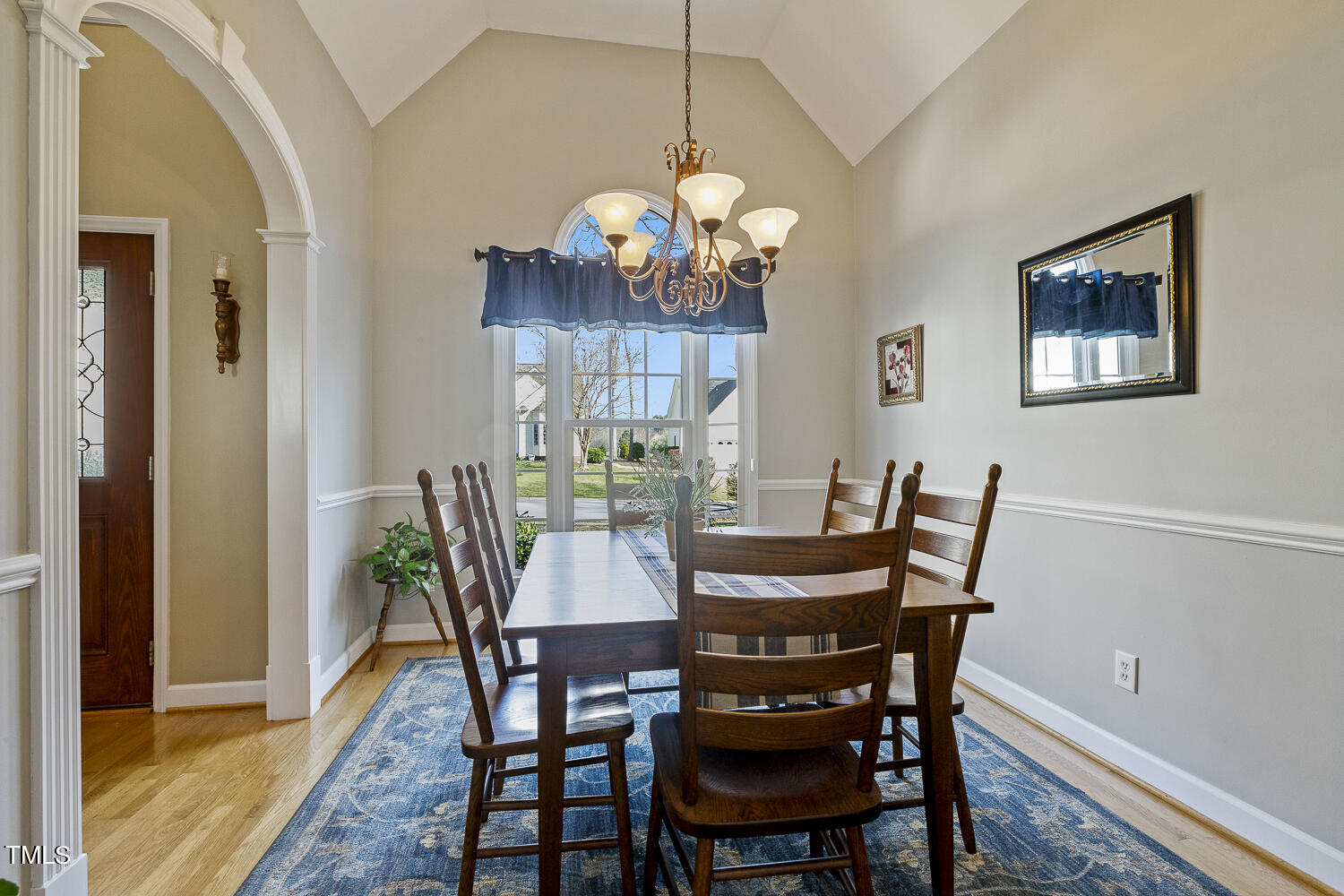 924 Glenmacie Drive Drive