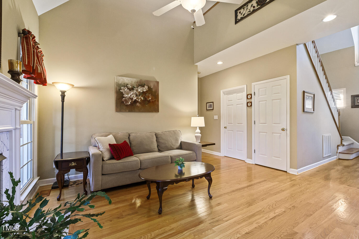 924 Glenmacie Drive Drive