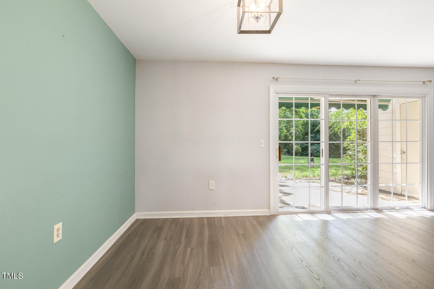 7747 Falcon Rest Circle