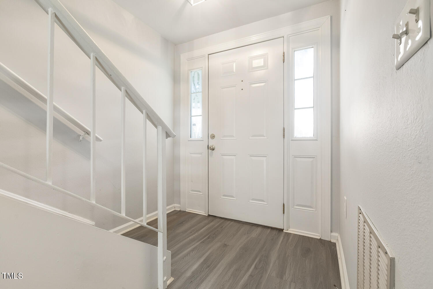 7747 Falcon Rest Circle