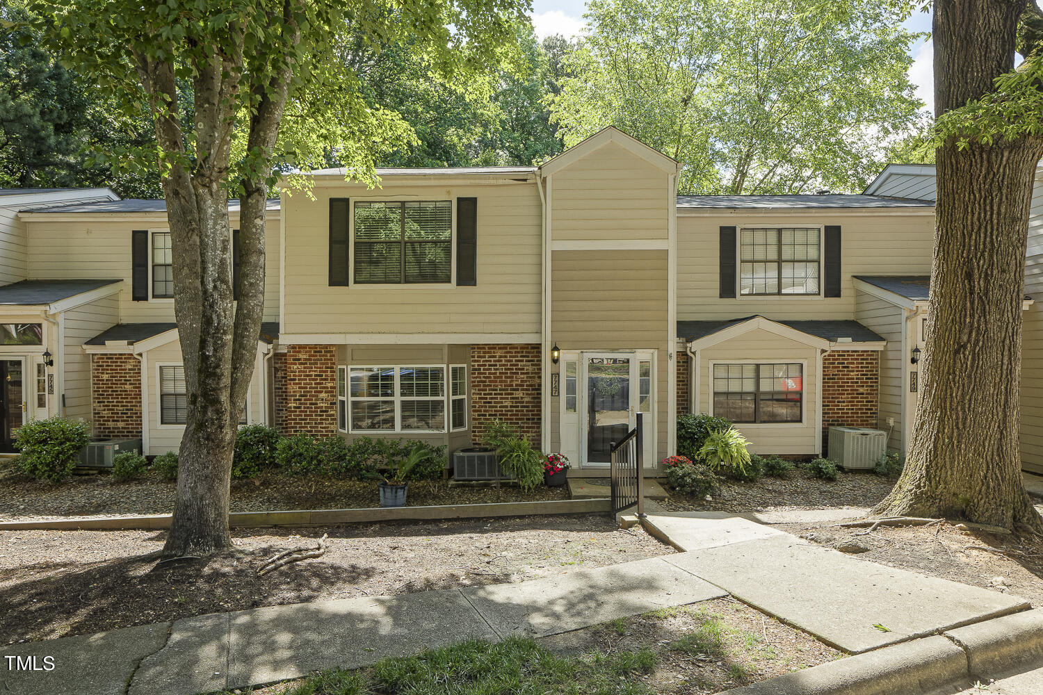 7747 Falcon Rest Circle