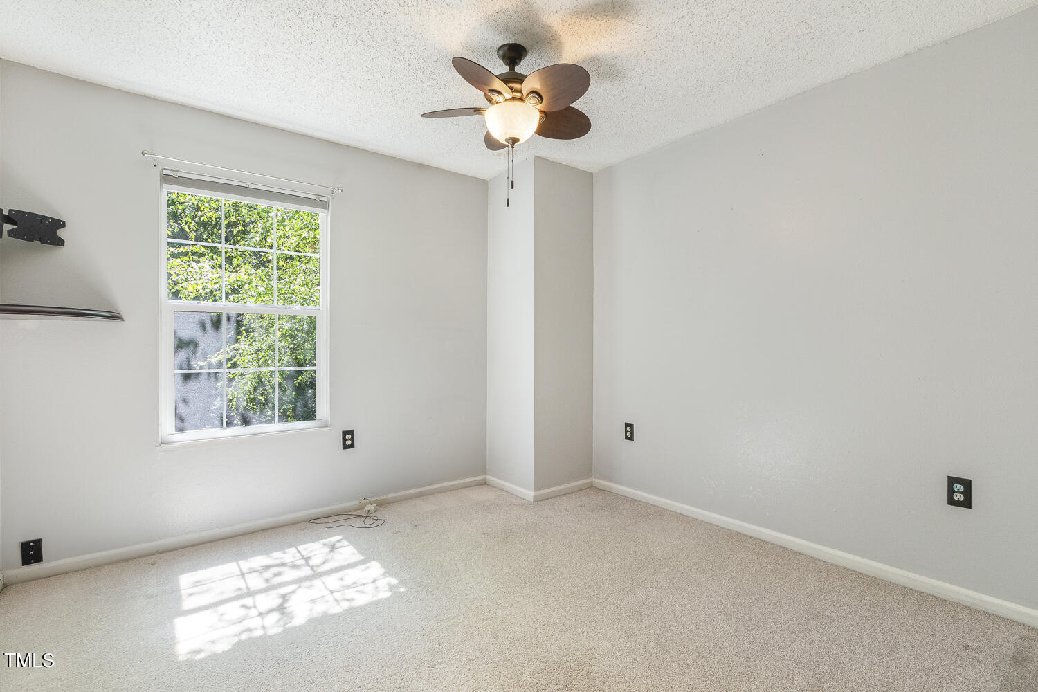 7747 Falcon Rest Circle