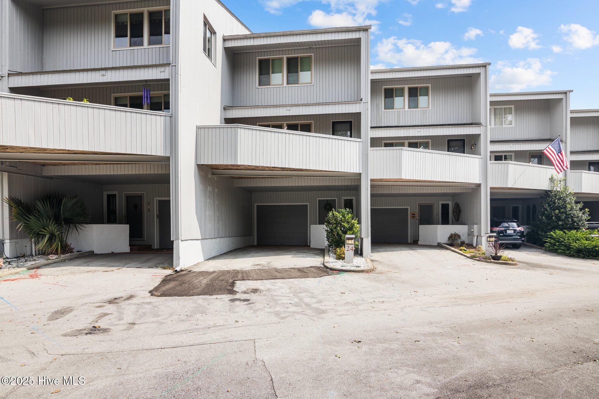 24 Batts Hill Road