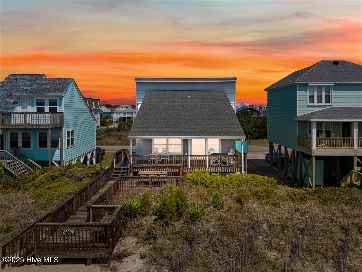2709 W Beach Drive