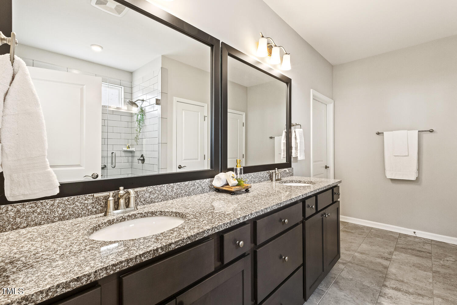 2504 Nassau Trace