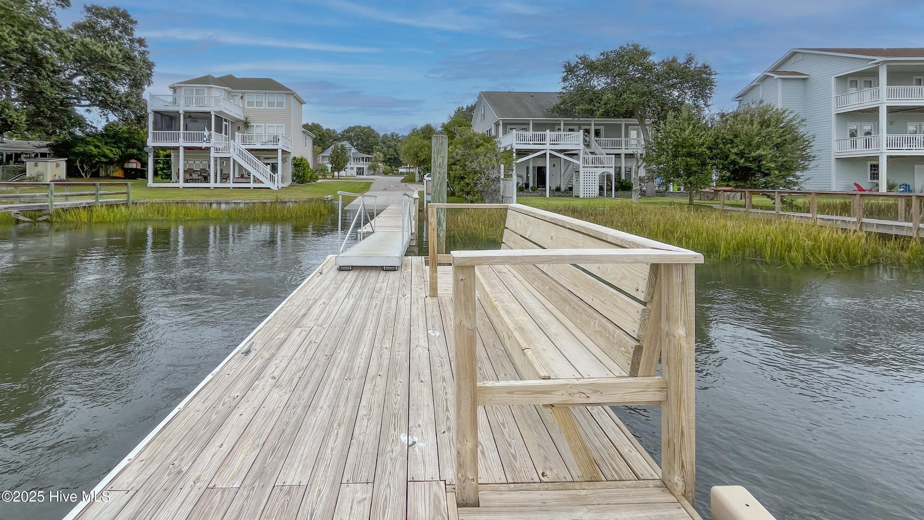 359 42 and 43 Hamilton Drive SE