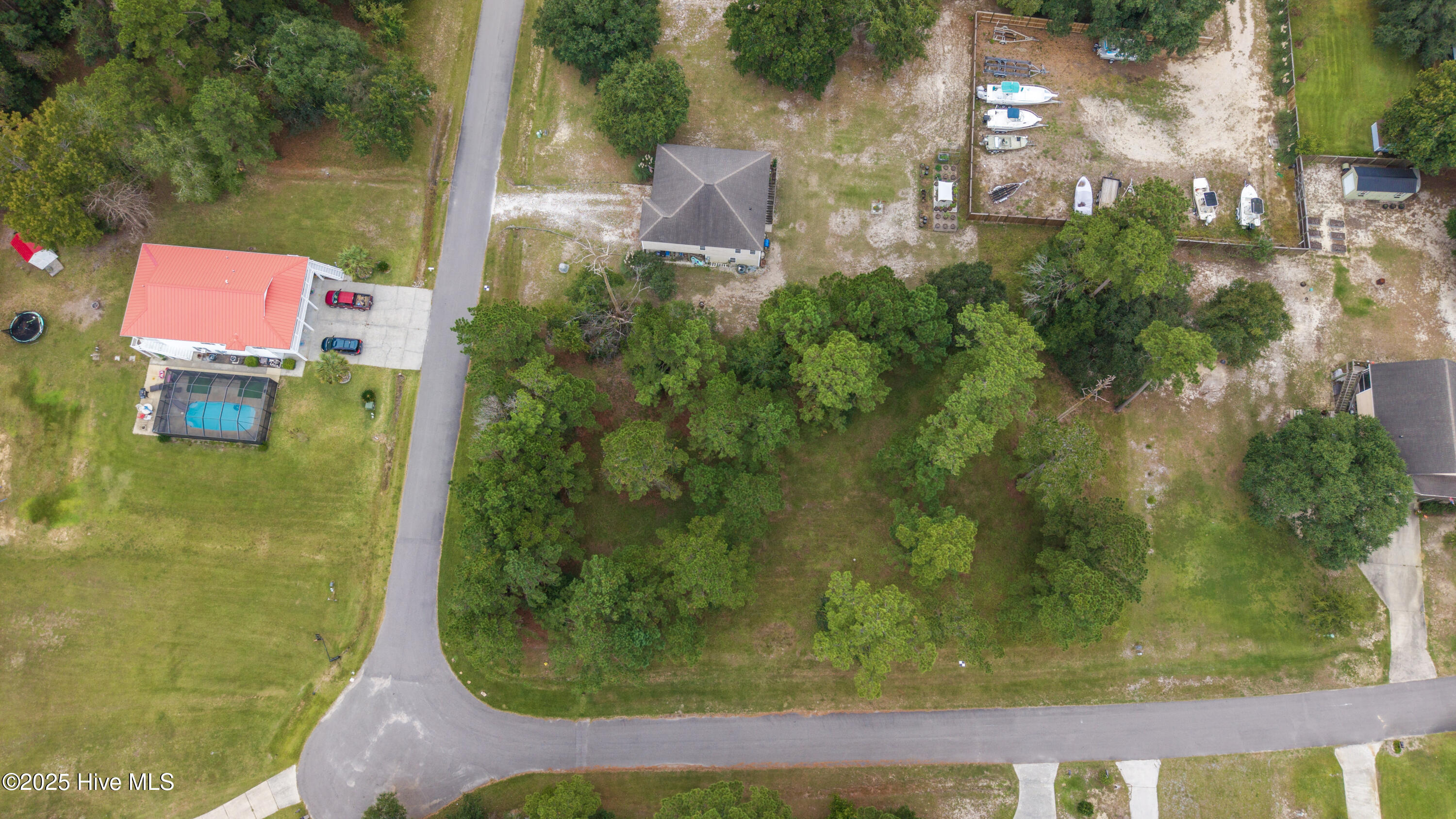 359 42 and 43 Hamilton Drive SE