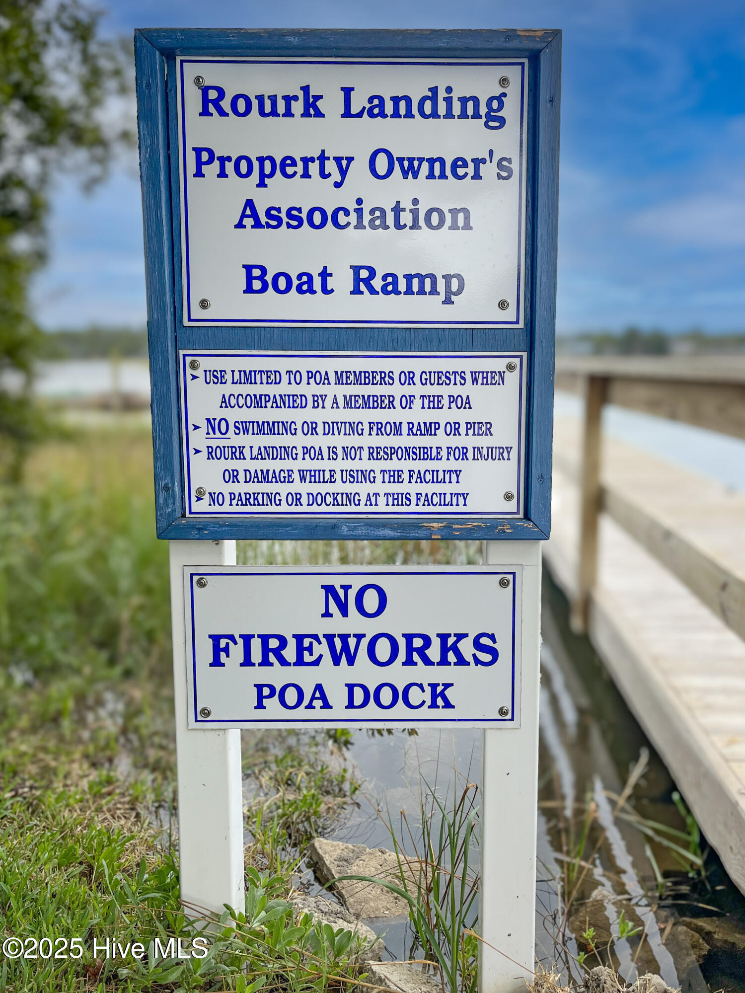 359 42 and 43 Hamilton Drive SE