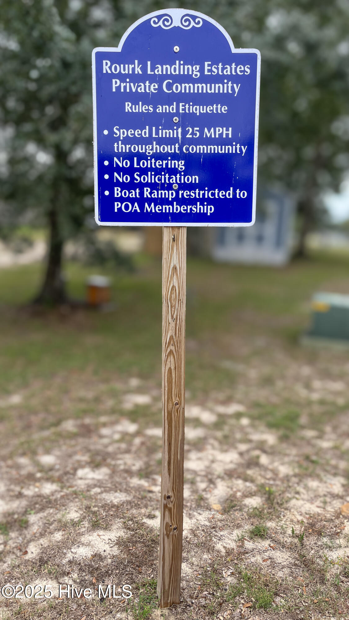 359 42 and 43 Hamilton Drive SE