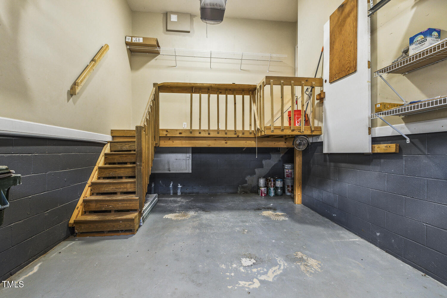 5402 Goldenglow Way
