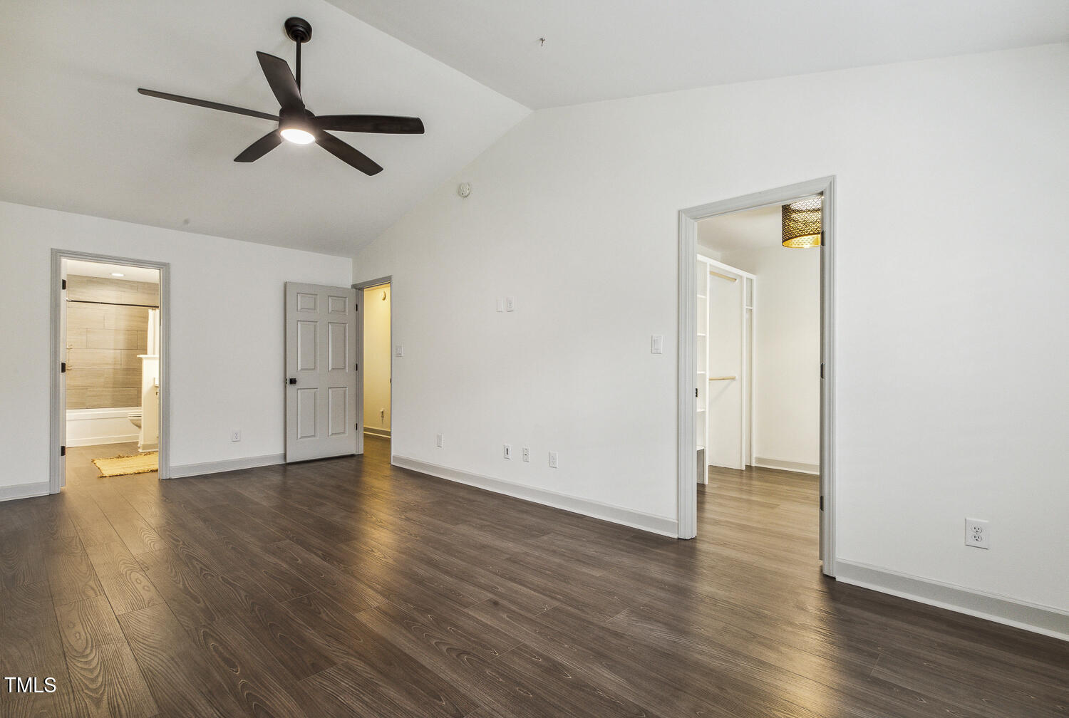 5402 Goldenglow Way