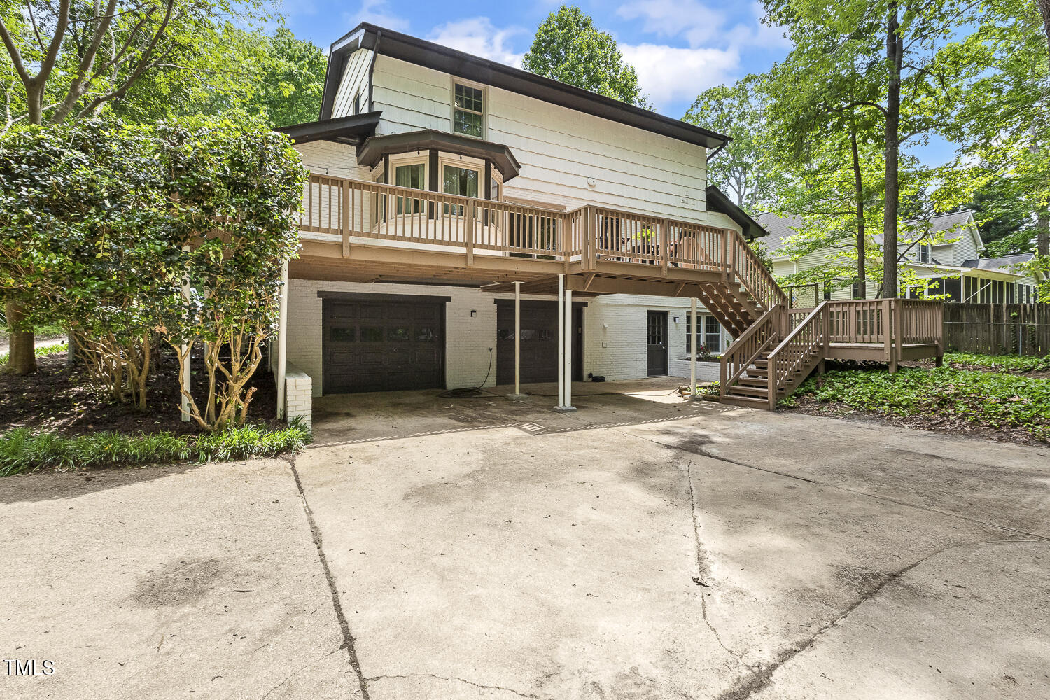 814 Ellynn Drive