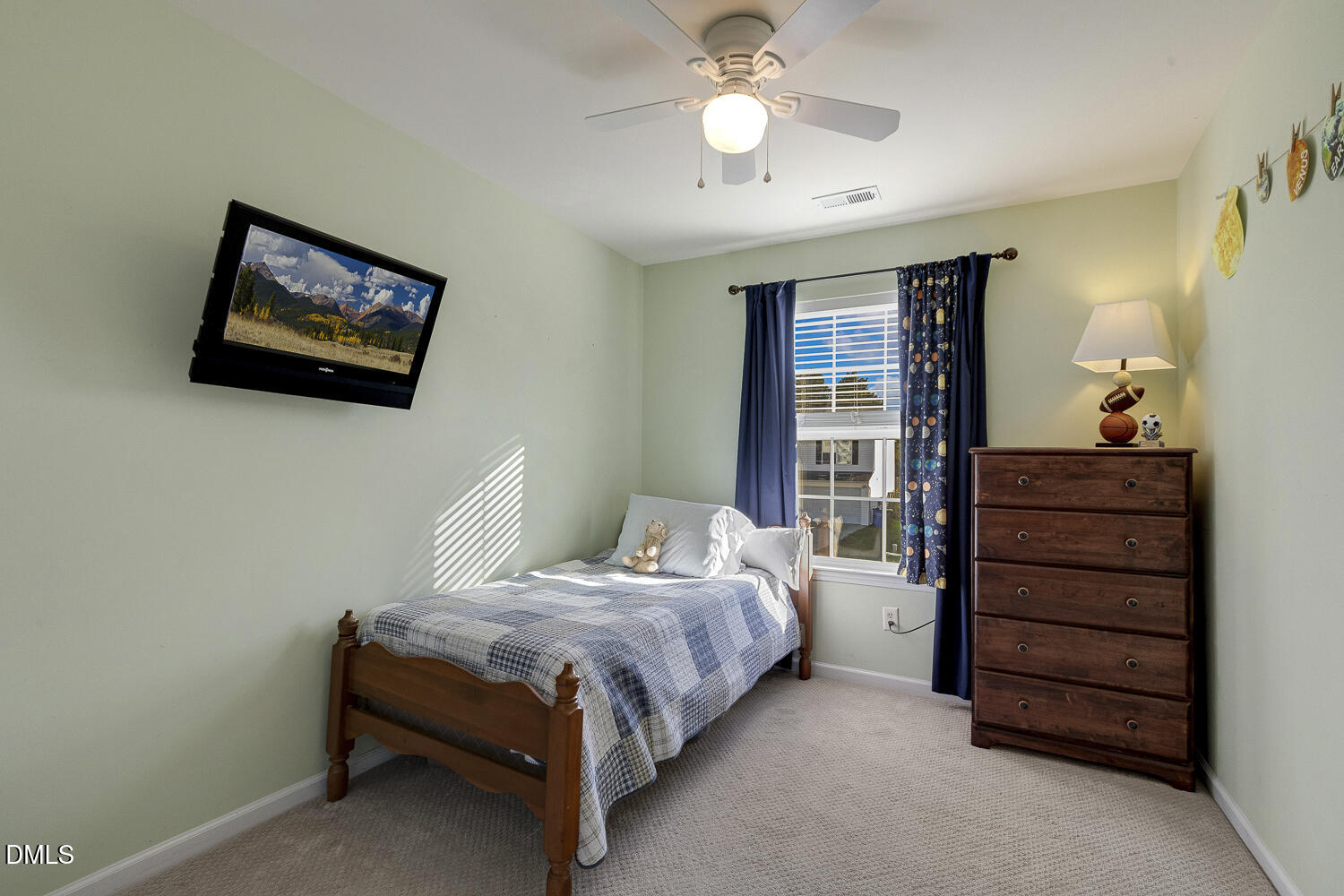 1753 E Ridge Heights Drive