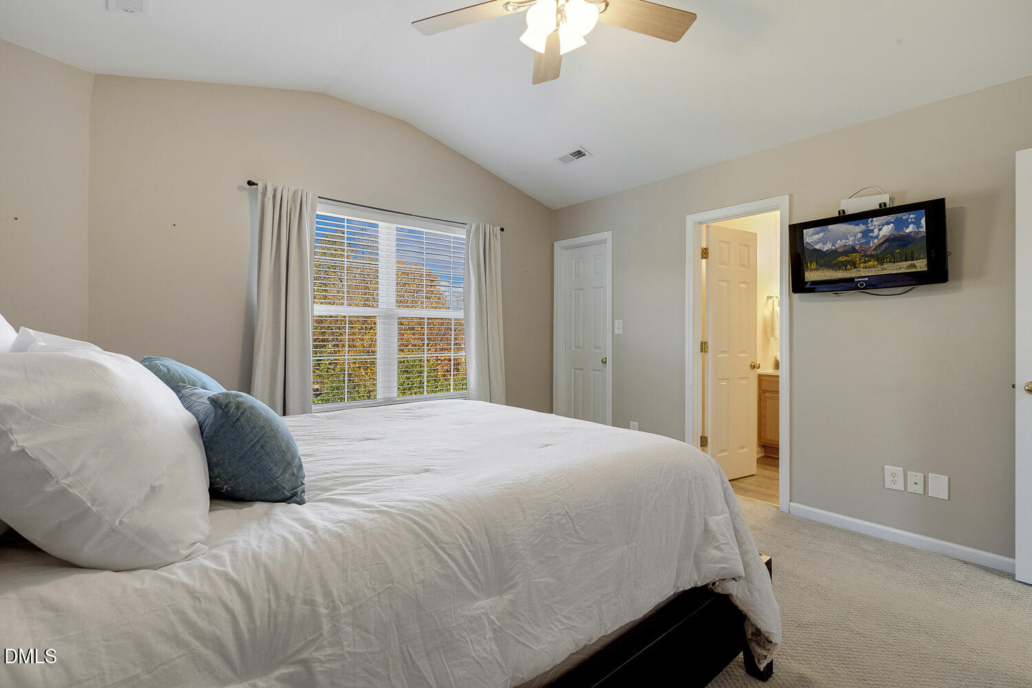 1753 E Ridge Heights Drive