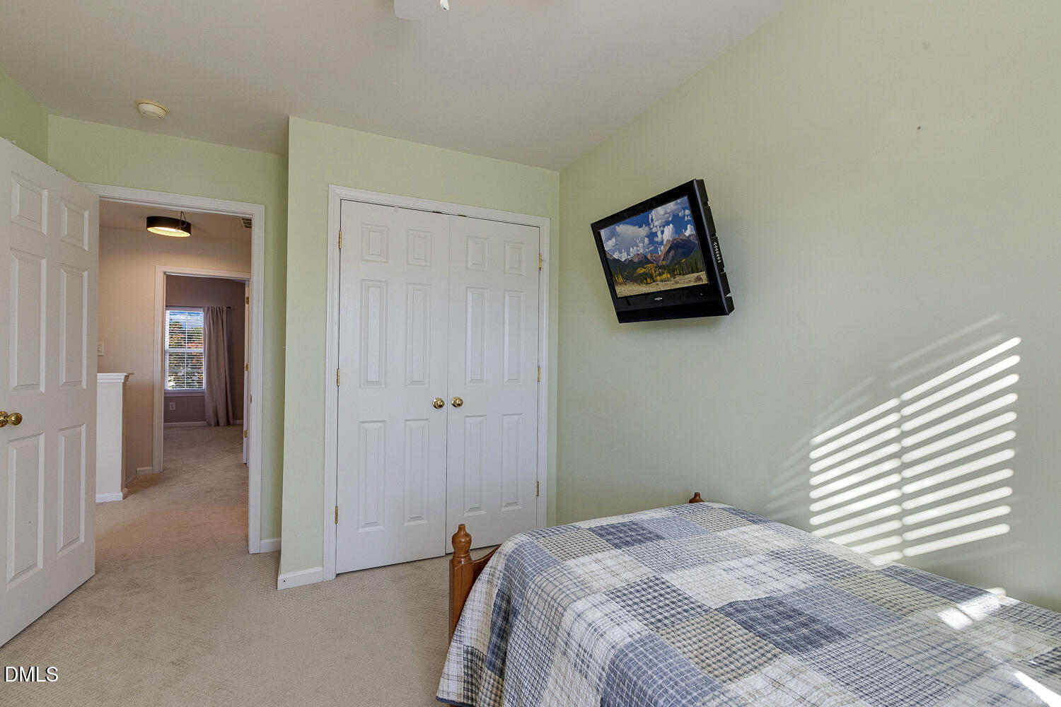 1753 E Ridge Heights Drive