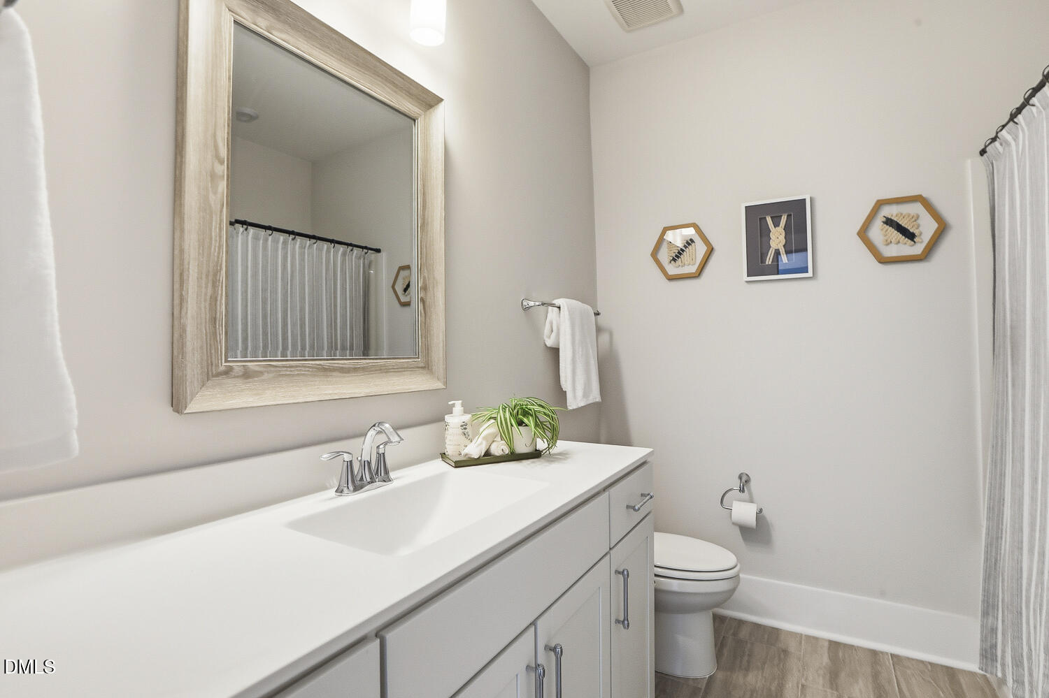 197 S Clearbrook Court