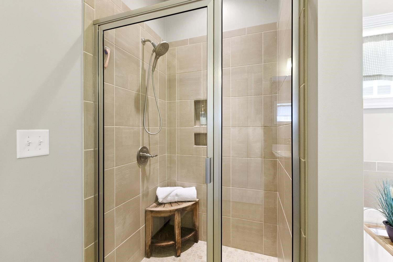 216 Logans Manor Drive