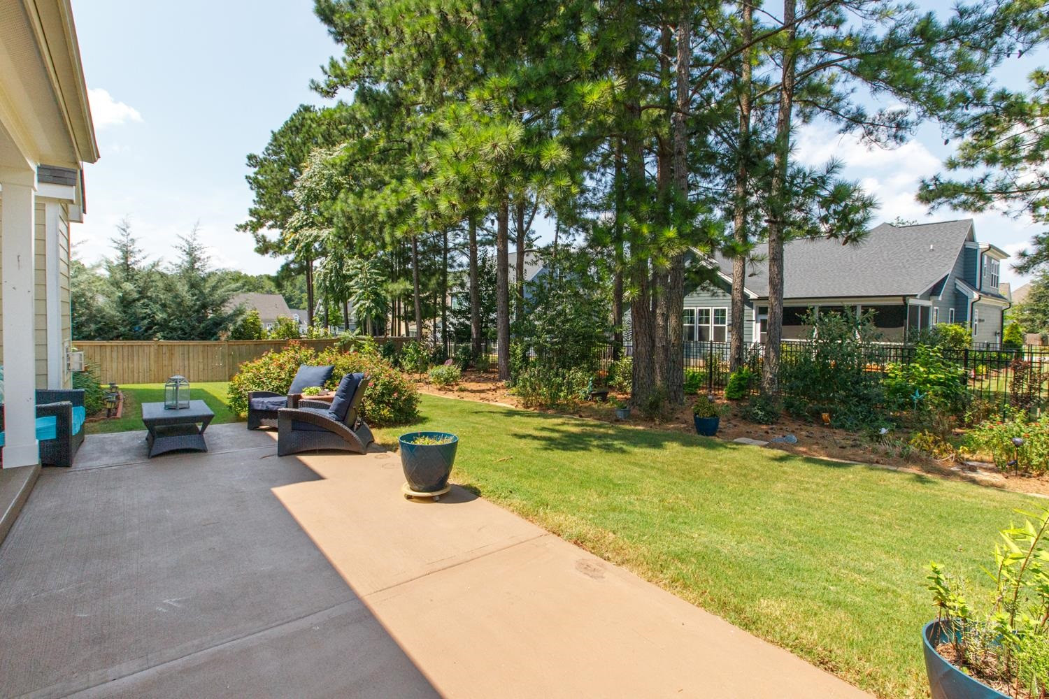 216 Logans Manor Drive