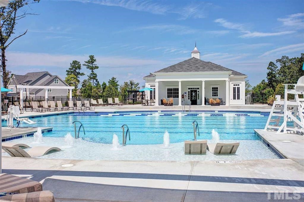 220 Lucky Ribbon Lane