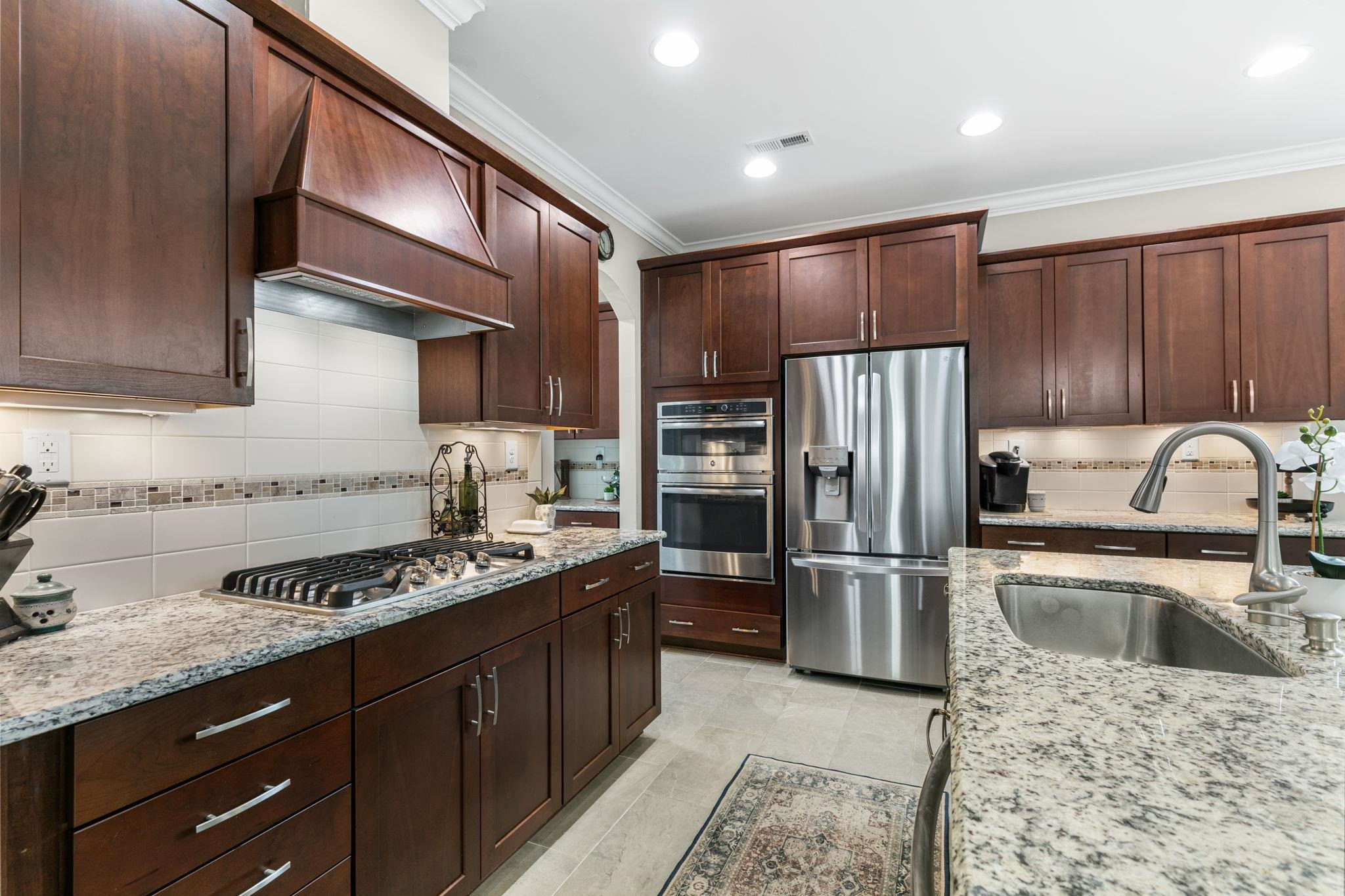 220 Lucky Ribbon Lane