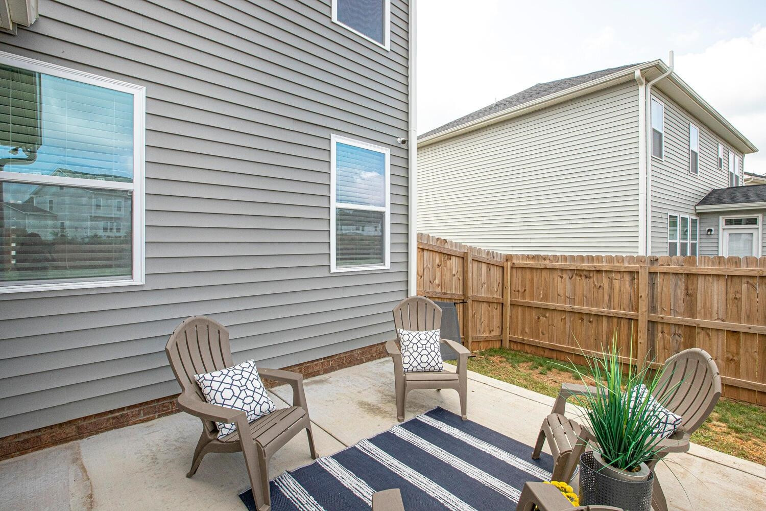 160 Belleforte Park Circle