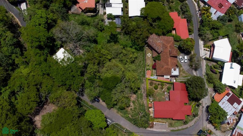 Residential Private Lush Lot Allows for Subdivision