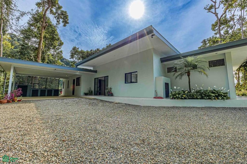 Coastal and Ocean Views Casa Los Delfines One Level Private and Modern Home, Dominical, Quepos, Puntarenas