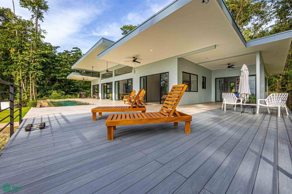 Coastal and Ocean Views Casa Los Delfines One Level Private and Modern Home, Dominical, Quepos, Puntarenas