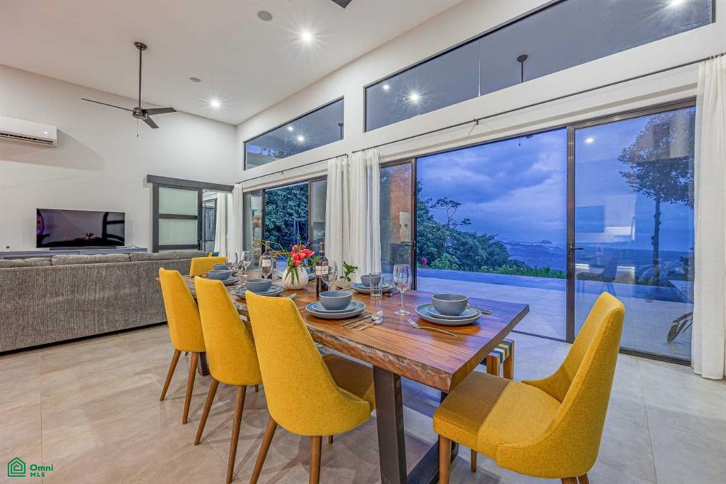 Coastal and Ocean Views Casa Los Delfines One Level Private and Modern Home, Dominical, Quepos, Puntarenas