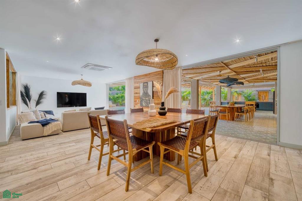 Newly Built Tropical Modern Home , Santa Cruz, Guanacaste