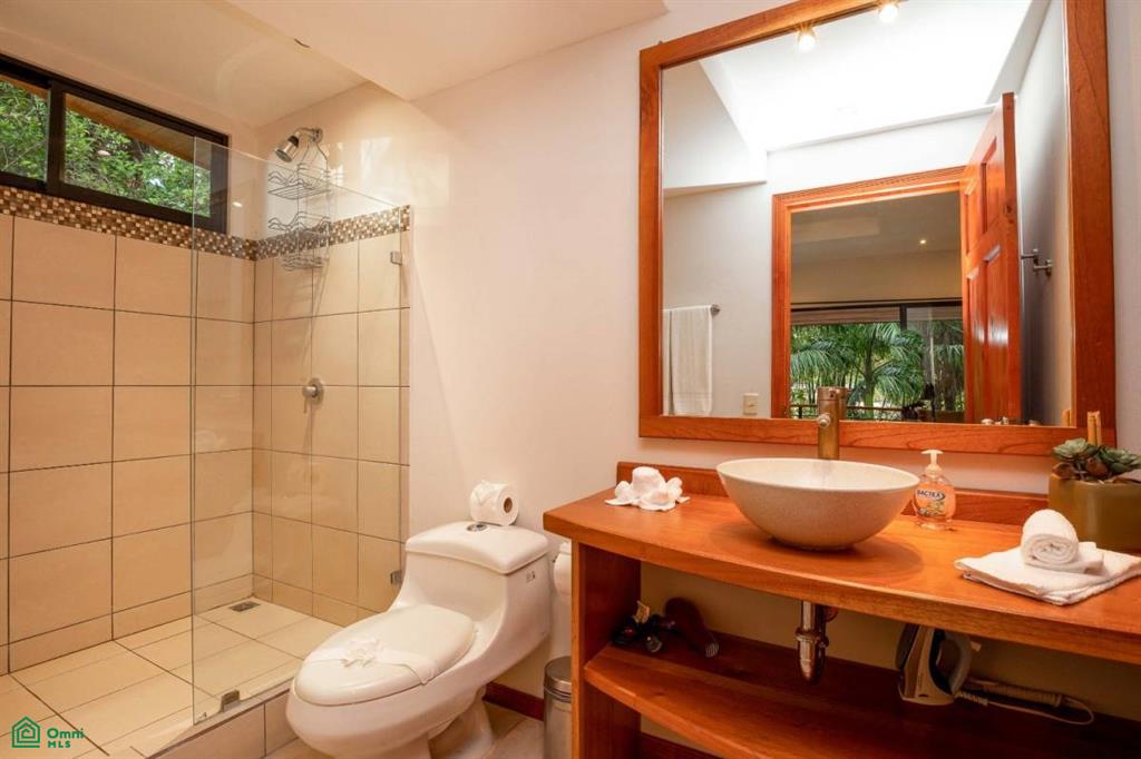 Private Rainforest Villa with Guest House , Quepos, Quepos, Puntarenas