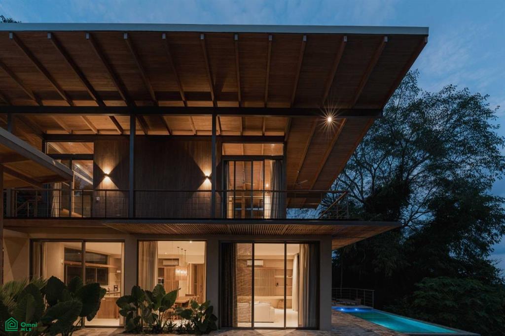 Designer Home With Ocean And Mountain Views