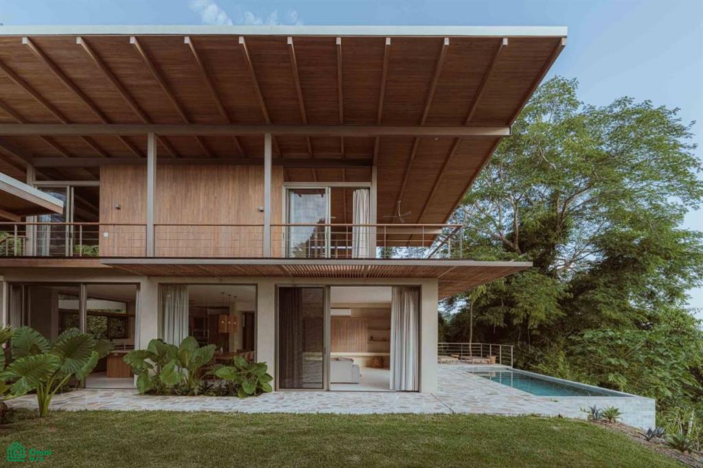 Designer Home With Ocean And Mountain Views