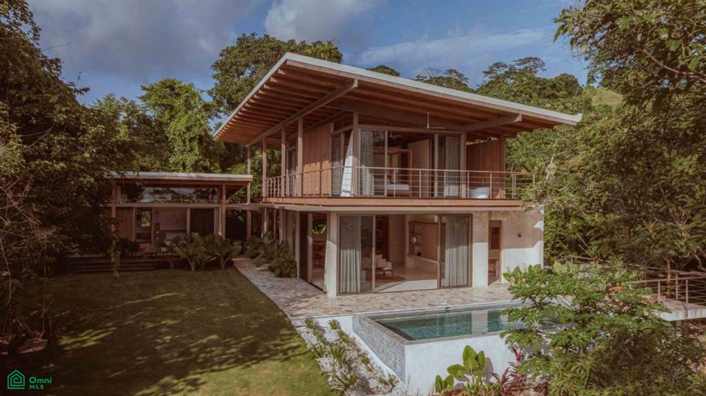 Designer Home With Ocean And Mountain Views