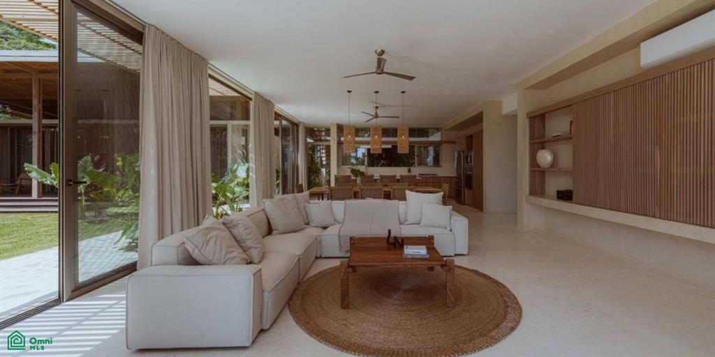 Designer Home With Ocean And Mountain Views